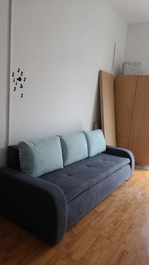 Frida Apartment Pula Ngoại thất bức ảnh